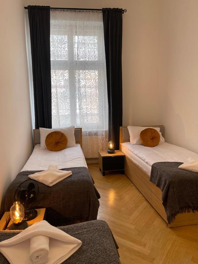 Golden Pearl - Main Square, 100 Sqm, 4 Rooms Cracovia Exterior foto