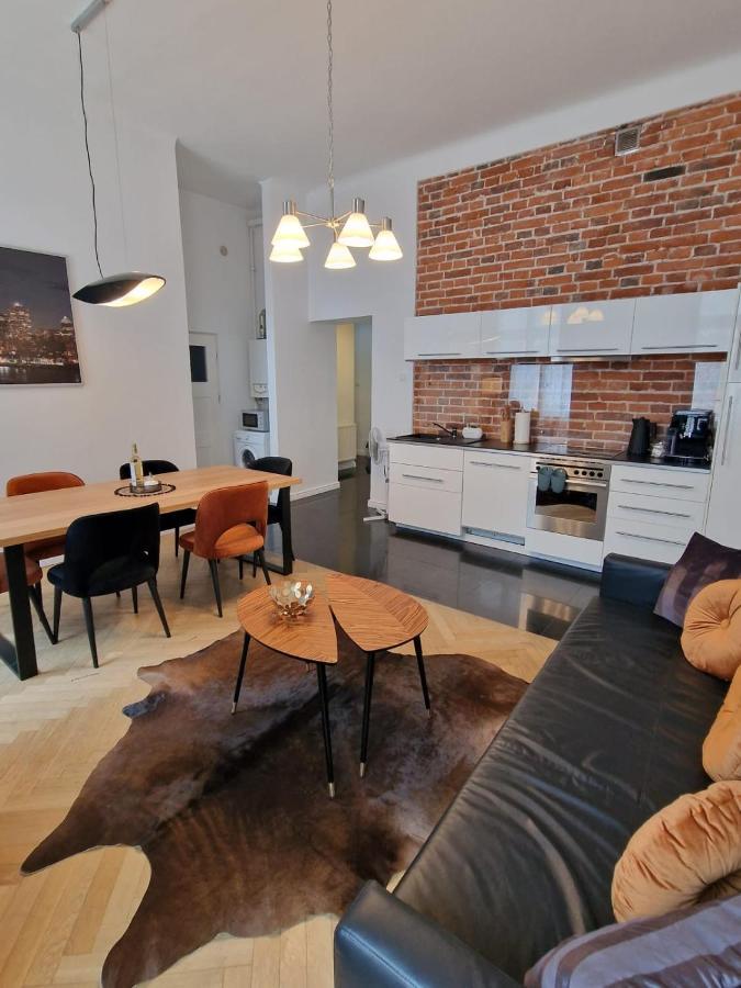 Golden Pearl - Main Square, 100 Sqm, 4 Rooms Cracovia Exterior foto