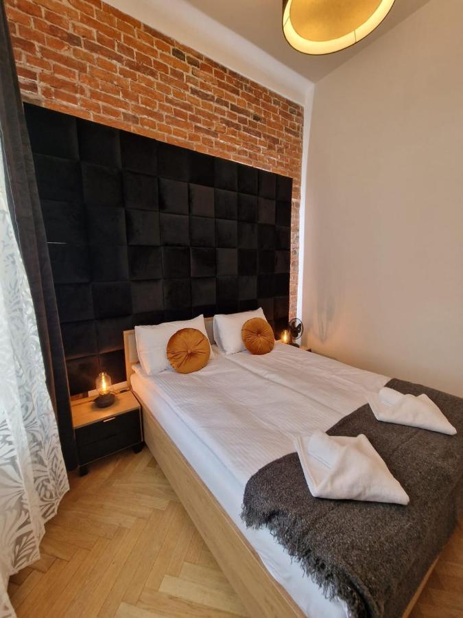 Golden Pearl - Main Square, 100 Sqm, 4 Rooms Cracovia Exterior foto