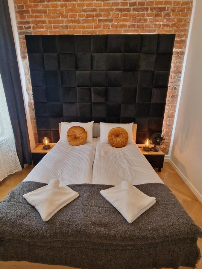 Golden Pearl - Main Square, 100 Sqm, 4 Rooms Cracovia Exterior foto