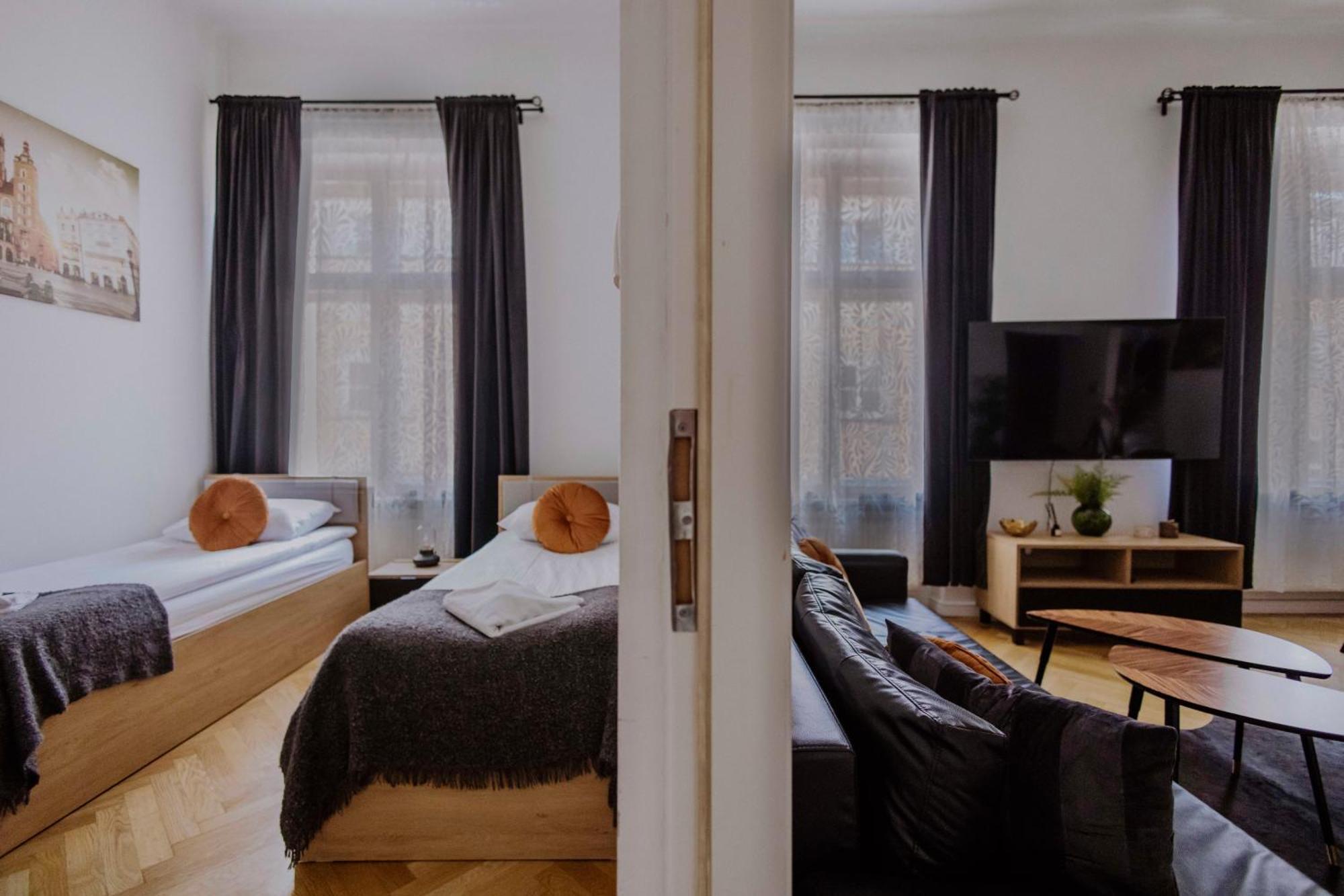 Golden Pearl - Main Square, 100 Sqm, 4 Rooms Cracovia Exterior foto