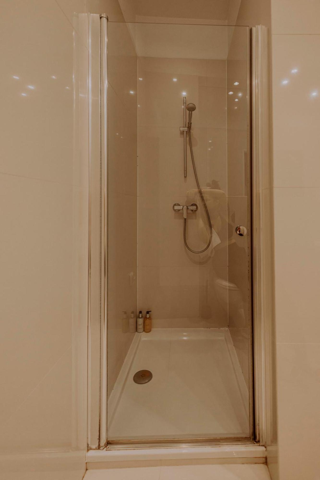 Golden Pearl - Main Square, 100 Sqm, 4 Rooms Cracovia Exterior foto